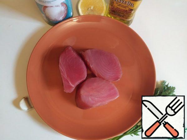Pre-defrost the steaks. I took 3 of them because they were small.