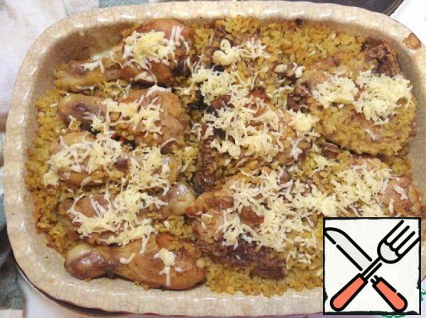 Chicken baked on Bulgur with Cheese Recipe