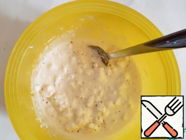 Mix feta with cream.