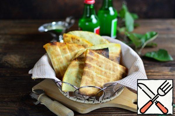 Serve as an appetizer both hot and cold.