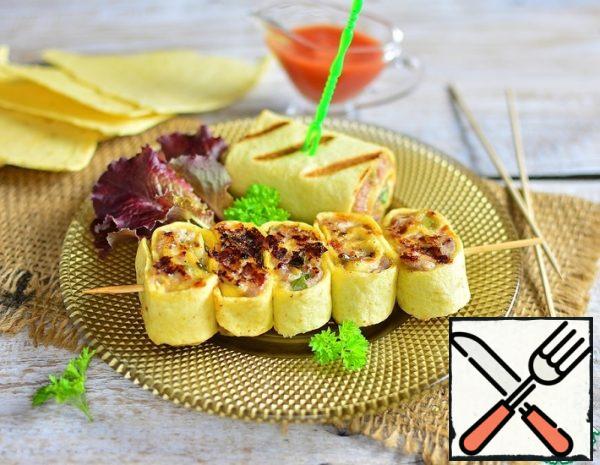 Grilled Turkey and Banana Rolls Recipe