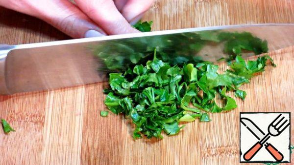 Chop the greens not very finely.