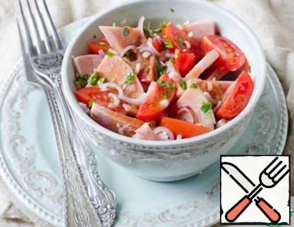 Salad with Ham, Tomatoes and Onions Recipe