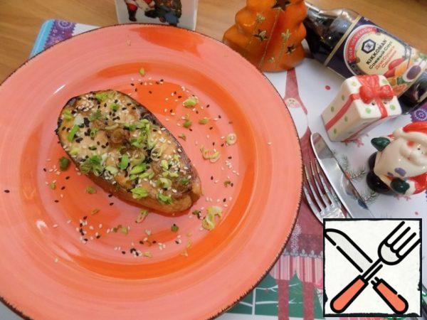 Spread on plates and sprinkle with sesame seeds and chopped green onions.