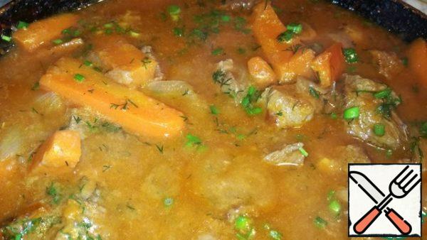 After 40 minutes, mix lightly and leave for another 40 minutes. Add finely chopped herbs, adjika, stir and simmer for another 10 minutes. Done!
