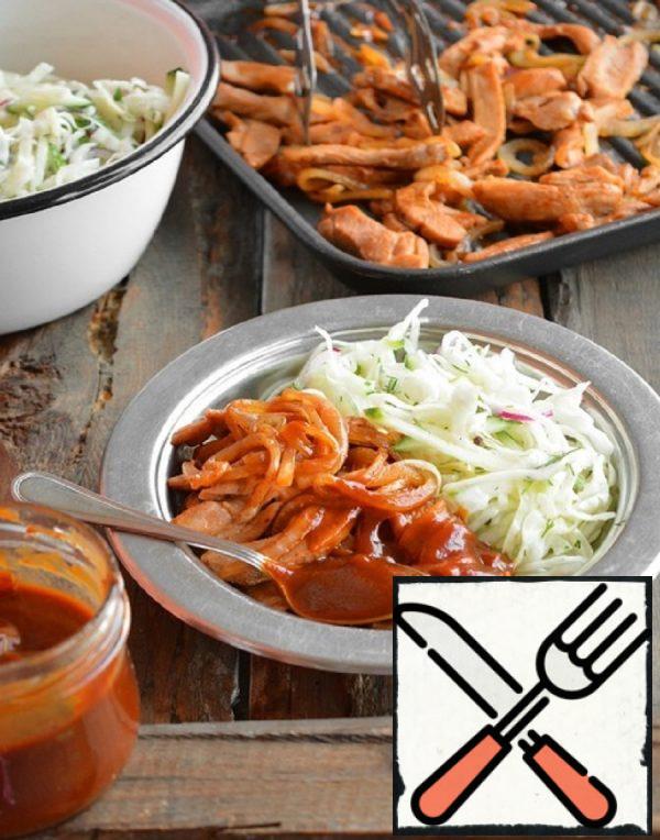 Turkey with Onions in Barbecue Sauce Recipe