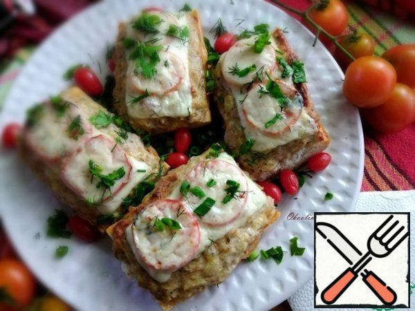 Ready, I'll sprinkle the sandwiches with herbs.