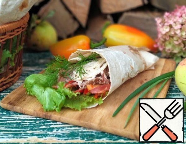 Shawarma with Turkey, Bacon and Vegetables Recipe