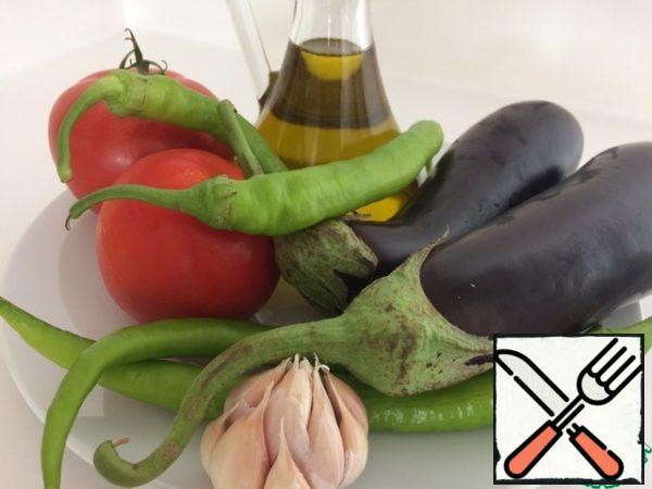 For cooking, we use the same size eggplant and Your favorite pepper. I have hot pepper. Oil for frying can be used any, but without smell.