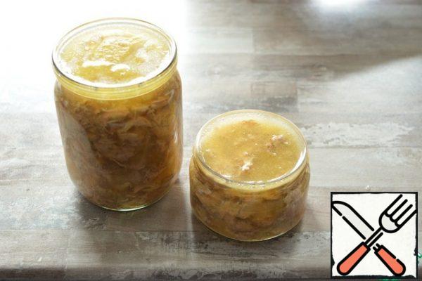 Place the boiling stew in sterile hot jars and screw on the hot lids. Wrap the jars in a blanket until completely cool, then store in the refrigerator.

But you can not bother with canning, but simply put the stew in cans, let it cool, close the lids and remove to the far wall of the refrigerator. In this form, it will stand quietly for 1.5 weeks. As you can see in the photo, there is almost no fat in this stew, only a thin layer on the surface. After cooling, you can remove it with a spoon if it confuses you, and you will get an absolutely natural, juicy, flavorful stew, completely dietary.

