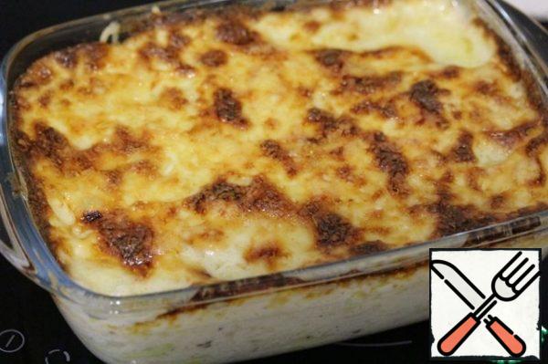 Put the form in the oven, preheated to 180°C, and bake until the vegetables are ready. The time depends on the characteristics of your oven, the material of the mold, the thickness of the sliced slices, and other factors, so check it out. I usually get 40 minutes.
The dish is delicious.