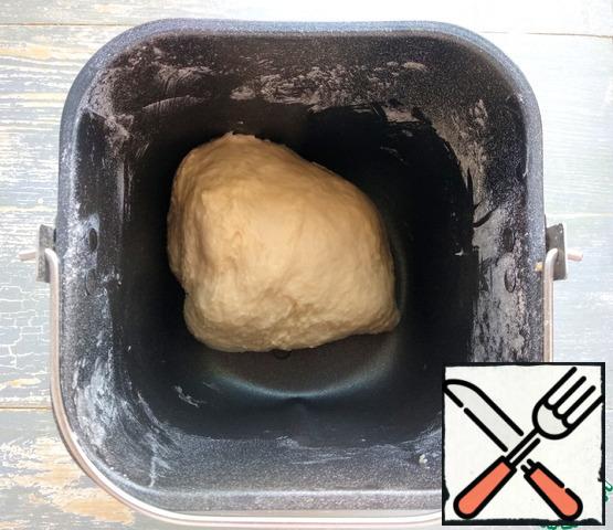 Knead dough. Flour may need a little more, plus 20-30 gr.