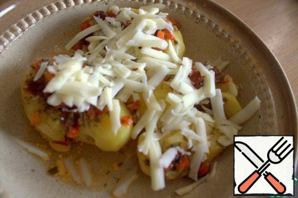 If desired, sprinkle the hot potatoes with cheese, but it will be delicious. I gave it to my husband for a trial right away. Replaces the second course: satisfying, delicious!