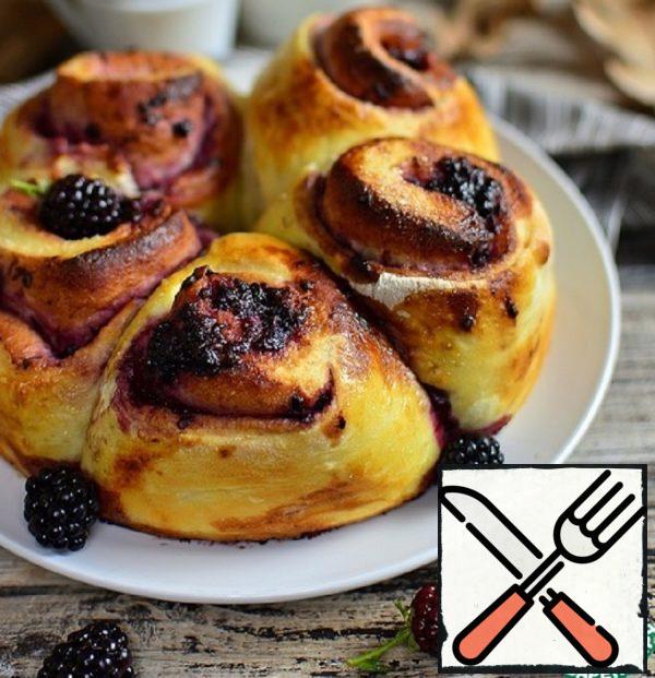 Collapsible Cake with Blackberries Recipe