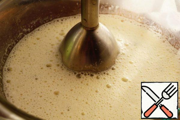 Everything is interrupted until smooth and light foam with a mixer or blender.