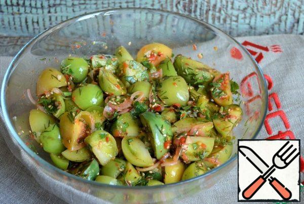 Stir, put in the refrigerator, for 12-24 hours, to infuse.