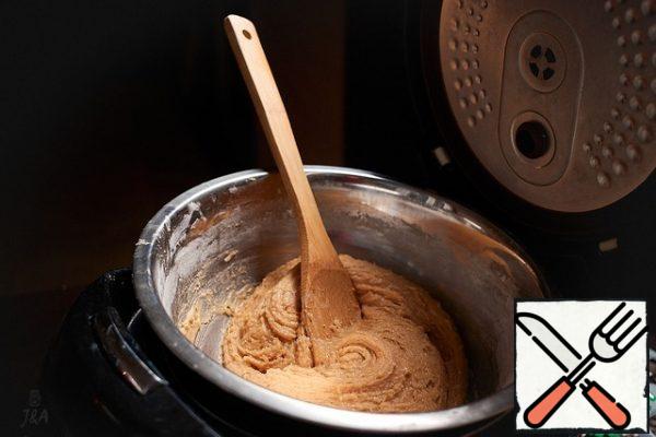 Put on a water bath. The parameters are the same as for the cream. Actively stirring with a spatula, simmer for 1 hour.