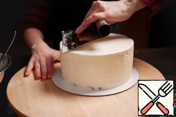 Put the remaining cream on top and also align.