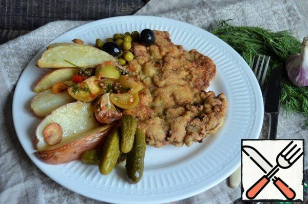 Serve, with pickled vegetables, favorite salad, etc.. Bon appetit.
