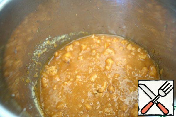 Keep on fire until caramel color.