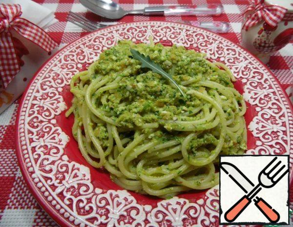 Spaghetti with Carrot and Nut Sauce Recipe