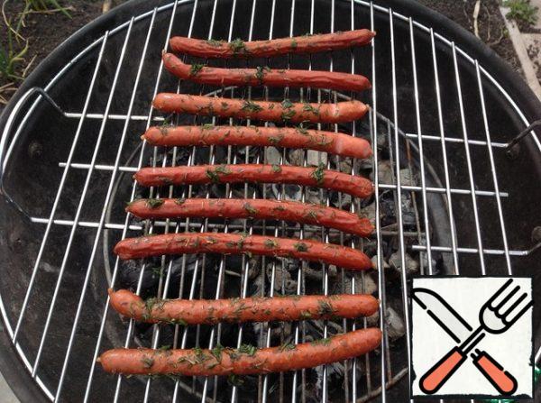 Place on a grill and fry on coals.