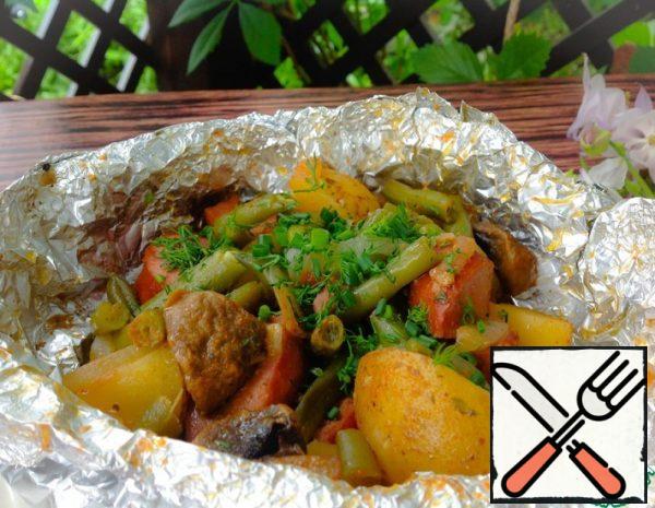 Potatoes with Sausages and Beans in Foil Recipe
