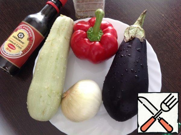 Prepare the necessary products. Wash and dry the vegetables.
