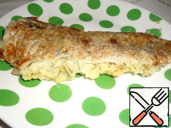 A little grease with vegetable oil and put on a baking sheet, bake in a preheated oven to 180 degrees. oven until tender, no more than 30 minutes.