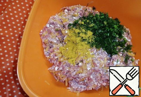 Add finely chopped dill and turmeric. Stir.