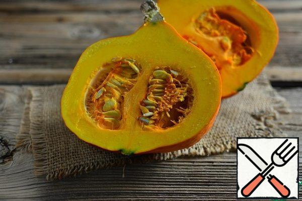 A small pumpkin 1-2 kg cut in half lengthwise.
