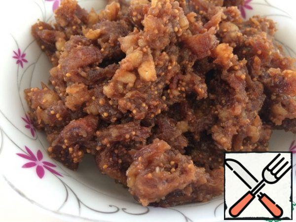 Put on medium heat and cook the mixture until it is a mushy mass. 10-15 minutes.