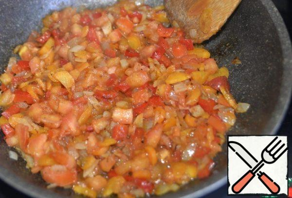 Stir and simmer for 10 minutes with the lid closed over medium heat.