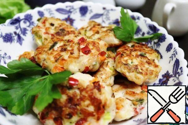 Juicy Chicken Cutlets with Vegetables Recipe