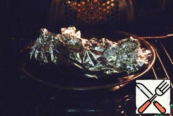 Put to bake in a preheated 200 degree oven for 20-25 minutes. Turn off the oven and leave to cool.
