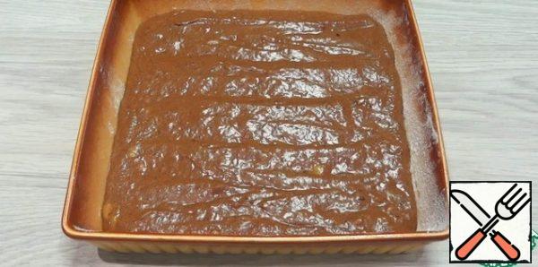 Transfer the dough to a greased and floured form and bake the brownies at 180 °C for 30-35 minutes (until dry toothpick).