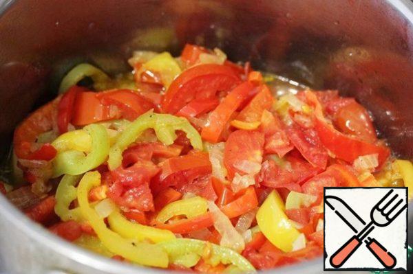 Pour in water, up to half the pan or more, it depends on how thick the dish you need.