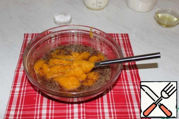 Add the pumpkin puree and mix well with a whisk.