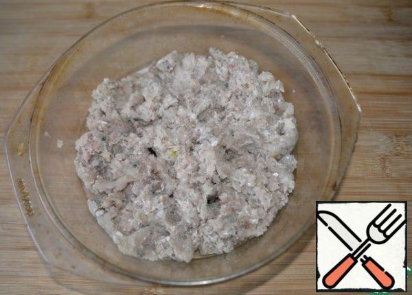 To prepare this dish, you can take any minced fish, I have from Rudd.