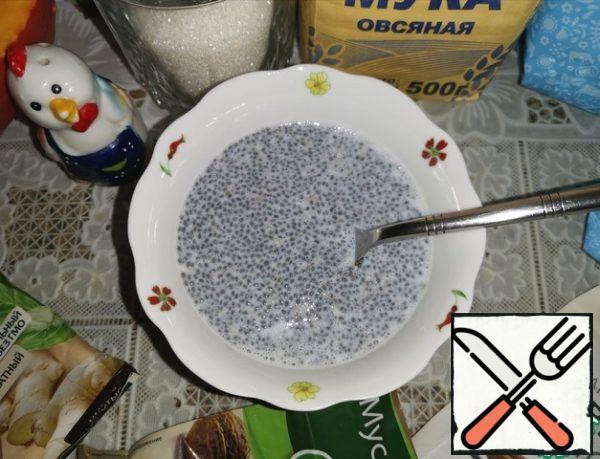 Pour the milk over the Chia seeds and set aside to swell.