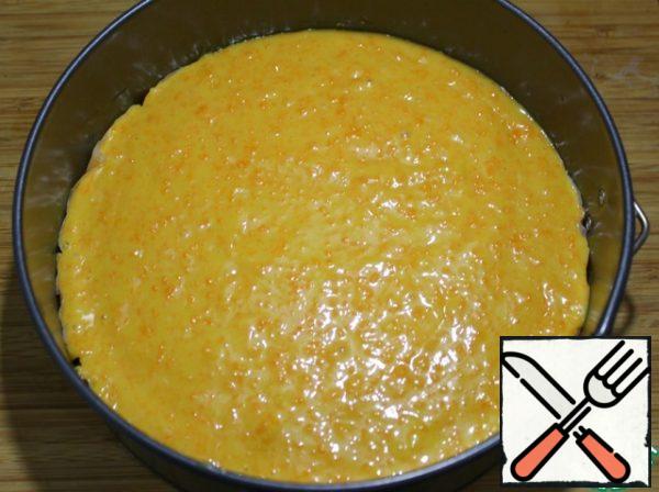 Put the bottom of the split form on 20 parchment.
Pour the base into the mold.
Oven at 170.
Bake for 40 minutes - I had it ready in 30 minutes-focus on your oven!!!