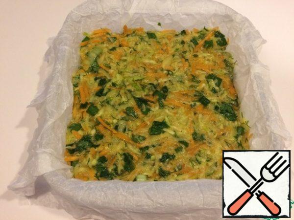 Spread the vegetable mixture.