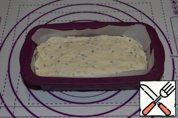 Line a small form (9x28 cm) with baking paper, put the dough in it, and level the surface. Cover the form with a cloth and put it in the refrigerator overnight.