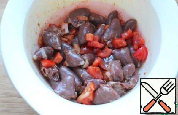 Mix well and leave to marinate for 10 minutes.