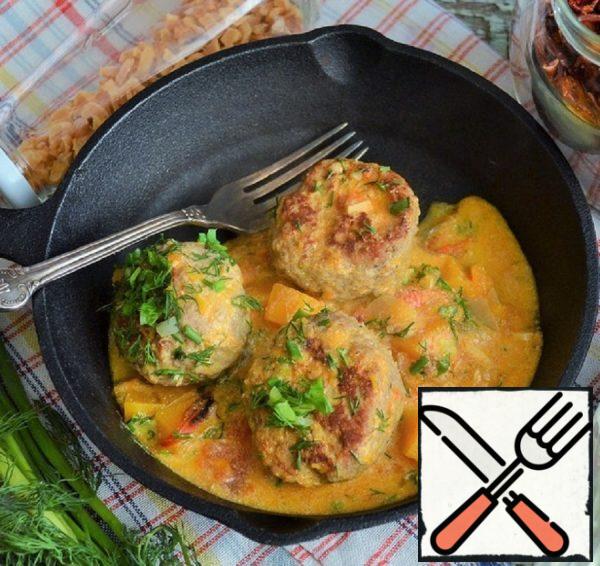 Beef Meatballs in Sour Cream and Vegetable Sauce Recipe