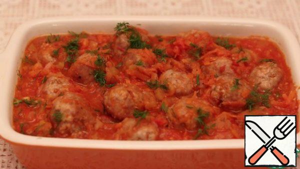 Moldovan meatballs are ready. Serve with any side dish. Bon appetit.