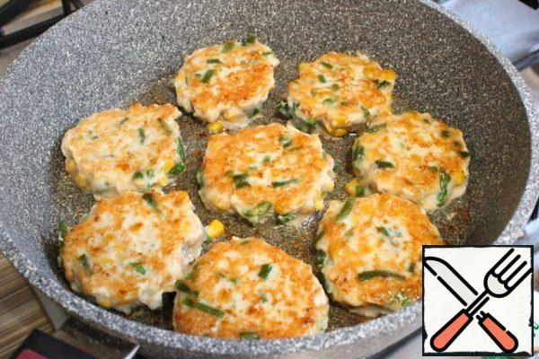 Fry on medium heat for 5-7 minutes on each side.