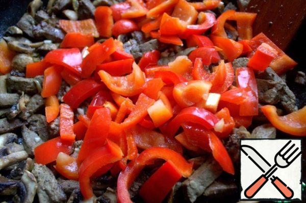 Transfer the paprika to the pan.