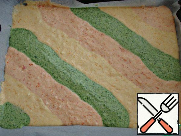 Cover the baking sheet with baking paper and alternately lay out the vegetable mass, alternating the color scheme.
Bake in a preheated 170* oven for about 10 -15 minutes.
(you need to be guided by your oven)