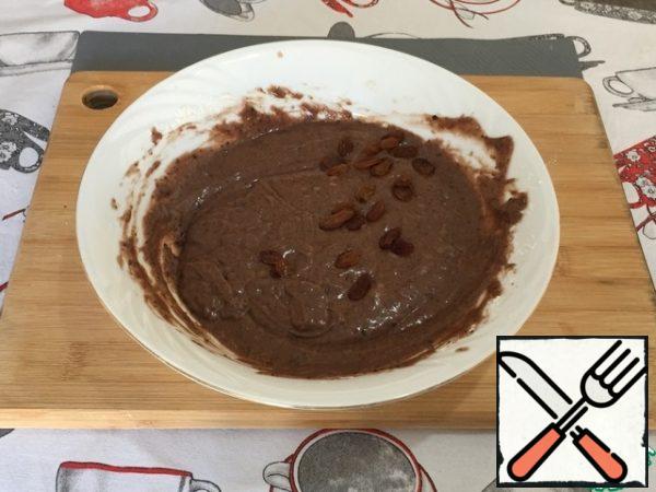 You can add a little raisins or chocolate to the dough.